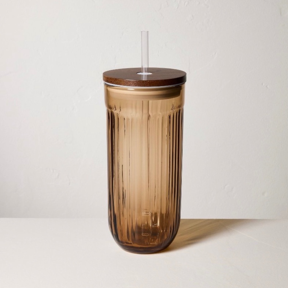 Hearth & Hand Magnolia 21oz Peach Fluted Glass Tumbler with Wood Lid